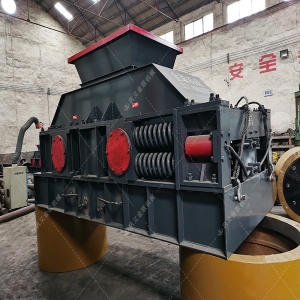 1200x800型制砂設(shè)備 大型對輥制砂機(jī)發(fā)貨圖片