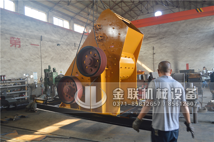 哪個(gè)廠家煤炭粉碎機(jī)優(yōu)勢(shì)多，有哪些型號(hào)推薦？