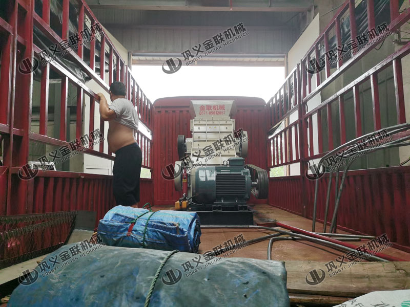 河南哪個(gè)廠家煤炭粉碎機(jī)品質(zhì)好，報(bào)價(jià)是多少？