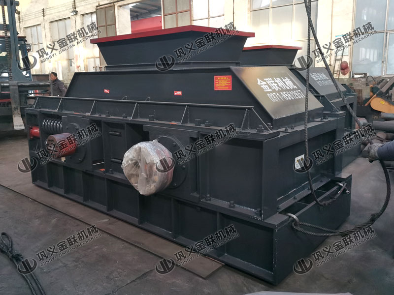 小型對(duì)輥破碎機(jī)的優(yōu)勢(shì)有哪些,都有哪些適用范圍？