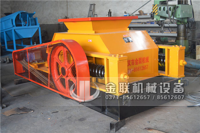 齒輥式破碎機(jī)使用壽命長(zhǎng)嗎，進(jìn)料粒度是多少？