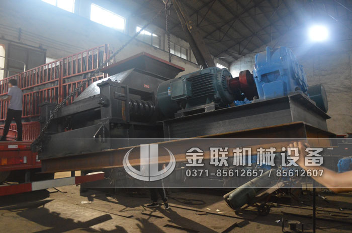 大、中、小型對輥制沙機的參數分別是多少？