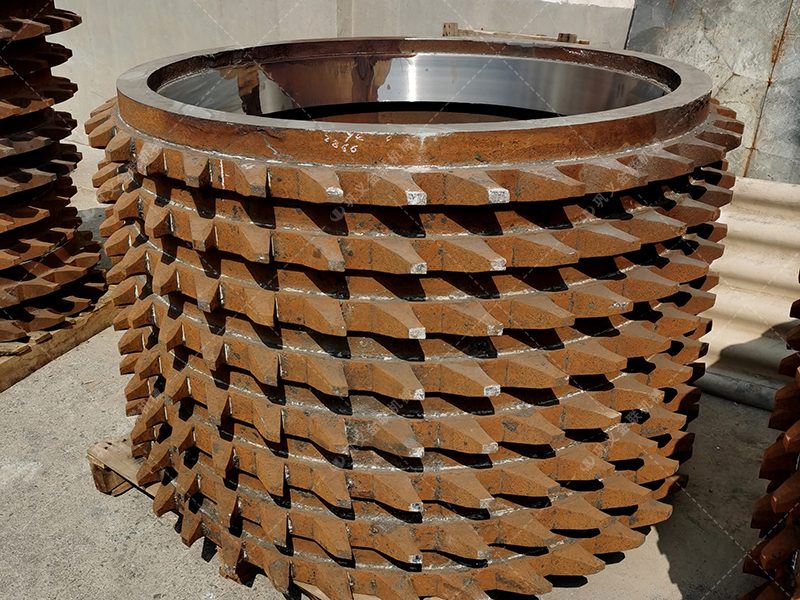 煤矸石用狼牙破碎機破碎怎么樣？