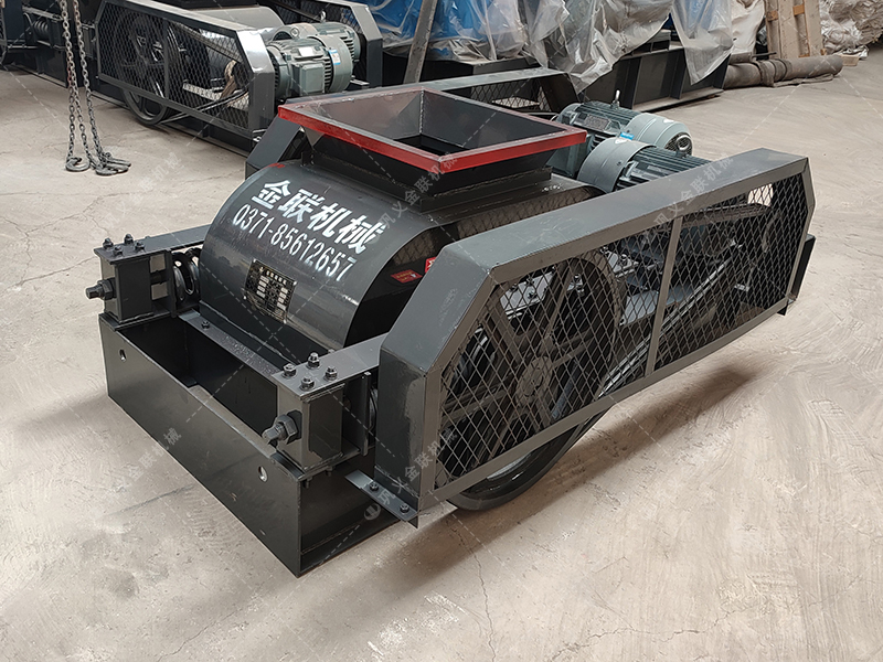 雙齒輥破碎機(jī)在使用過程中要如何維護(hù)保養(yǎng)？