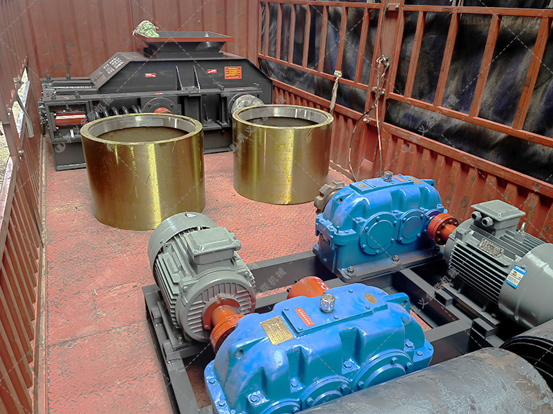 800x600型單臺對輥破碎機(jī)發(fā)貨 發(fā)往廣西 800x600型單臺對輥破碎機(jī)發(fā)貨 發(fā)往廣西