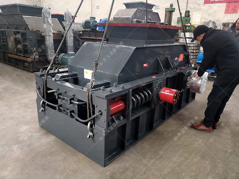 直聯(lián)式2PG0806對(duì)輥破碎制砂機(jī)發(fā)貨圖片