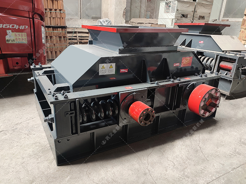 2PGC0809大型雙齒輥破碎機發(fā)貨圖片_發(fā)往山東濟寧_破碎石頭 2PGC0809大型雙齒輥破碎機發(fā)貨圖片_發(fā)往山東濟寧_破碎石頭