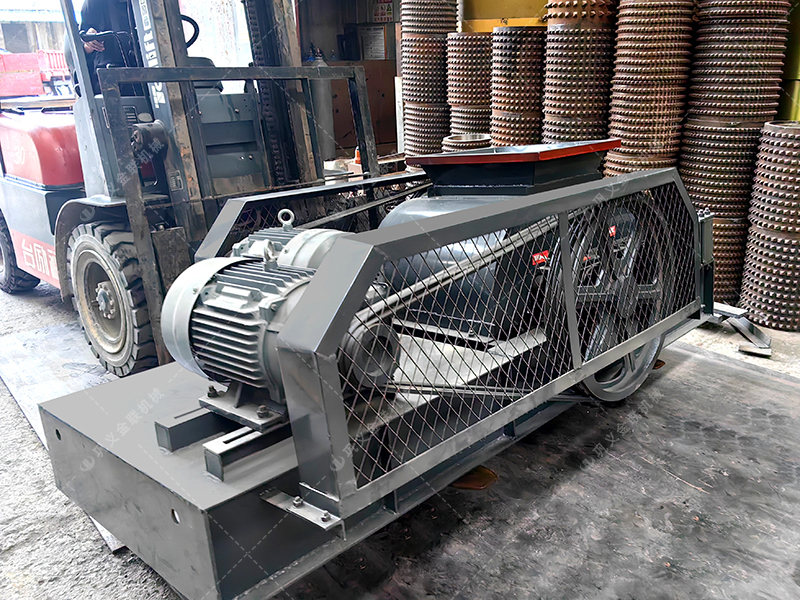 2PGC小型雙齒輥破碎機發(fā)貨圖片_發(fā)往湖南婁底_破碎冰塊 2PGC小型雙齒輥破碎機發(fā)貨圖片_發(fā)往湖南婁底_破碎冰塊