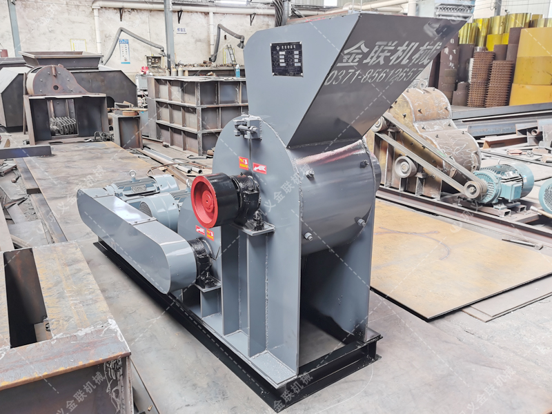 小型46雙級粉碎機發(fā)貨圖片_發(fā)往內(nèi)蒙古化德_破碎煤