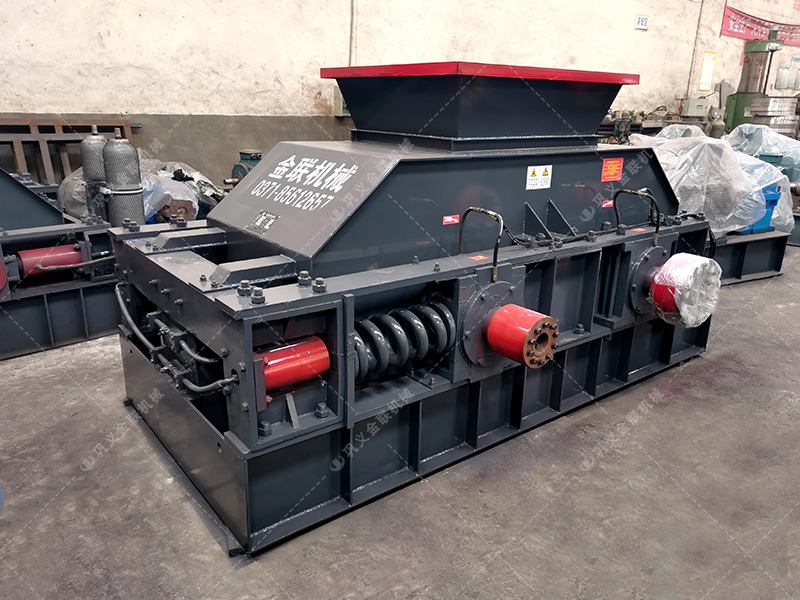 錘式破碎機(jī)和對輥破碎機(jī)區(qū)別在哪？如何進(jìn)行選擇？