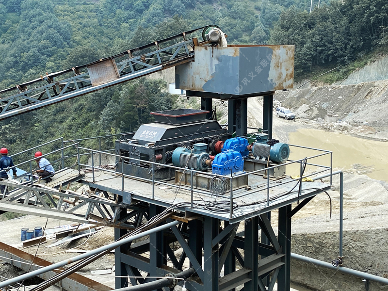 影響對輥制砂機生產(chǎn)效率的因素有哪些？推薦廠家