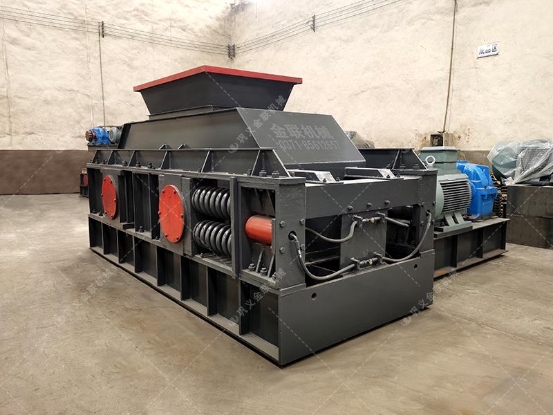 傳統(tǒng)破碎生產(chǎn)線為何要加裝對(duì)輥破碎機(jī)作為終破設(shè)備？